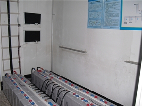 UPS蓄电池监测系统安装实例-壁挂式